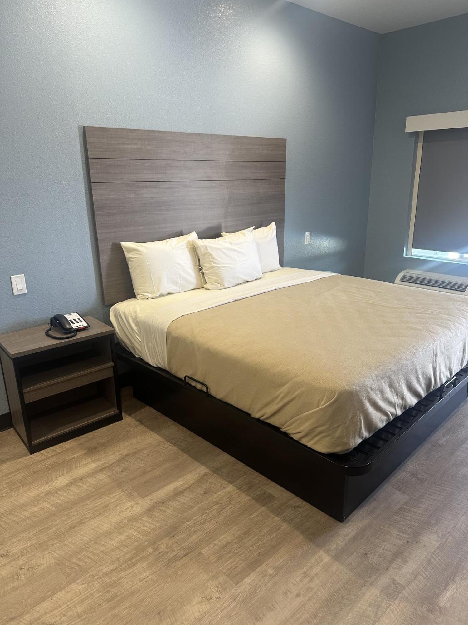 M&M Inn And Suites 포트워스 외부 사진